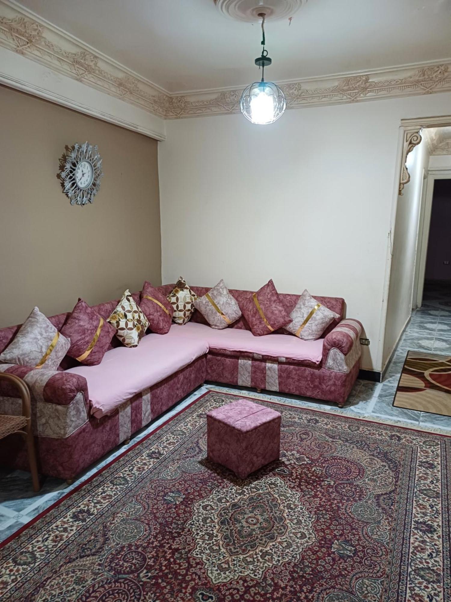 In Al Bitash Main Street, Alex West Apartment