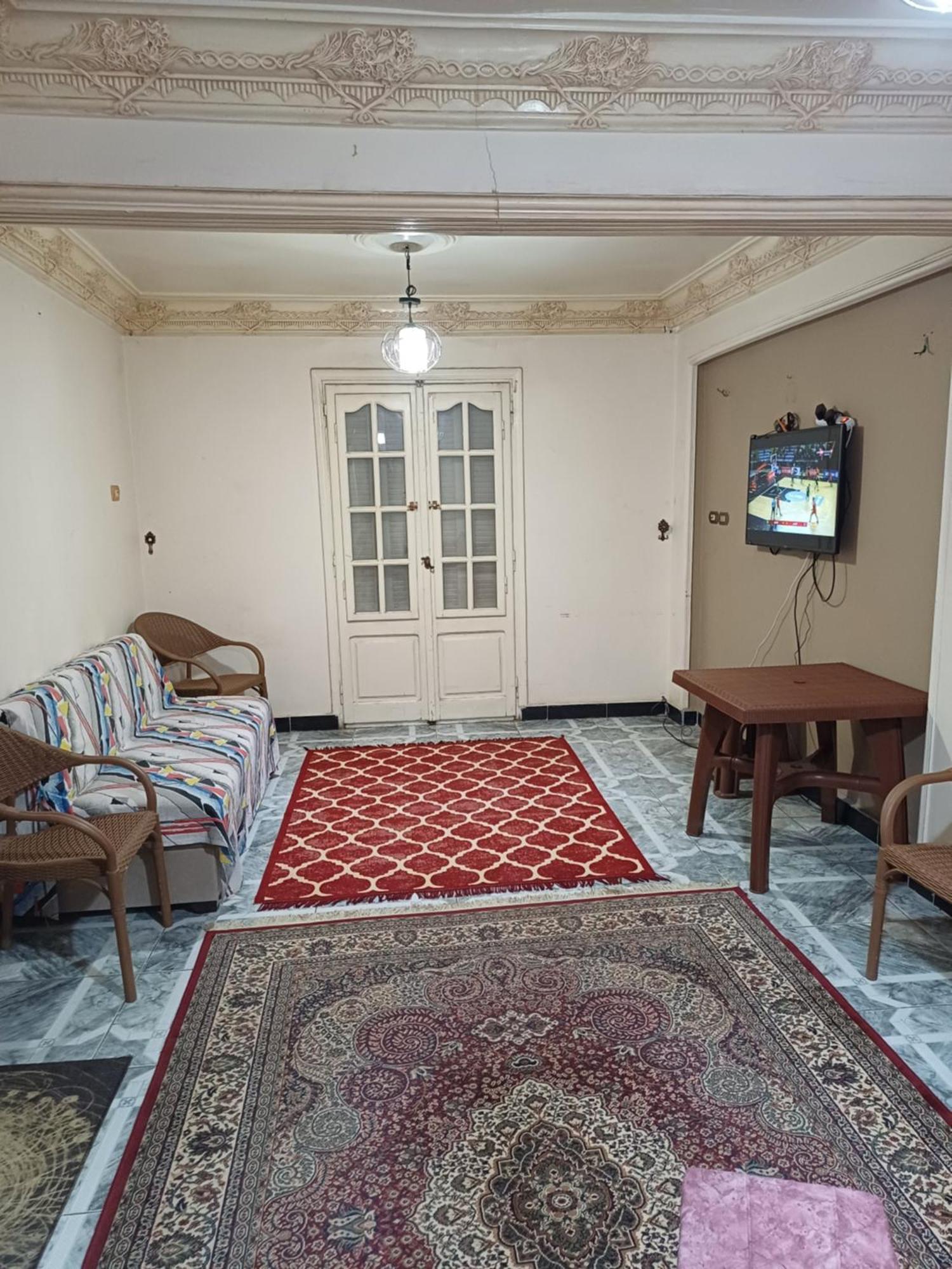 In Al Bitash Main Street, Alex West Apartment